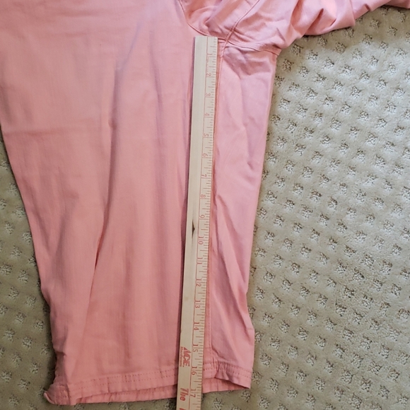 Gloria Vanderbilt Peach capri jeans - Picture 6 of 6